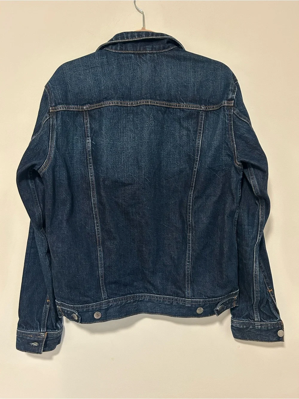 Everlane women’s lightweight